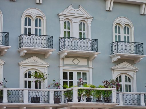 Découvrez le Panama comme jamais auparavant : des paysages à couper le souffle, une culture riche et des expériences uniques qui marqueront votre voyage. Explorez les incontournables de cette destination fascinante, entre nature sauvage et traditions authentiques.